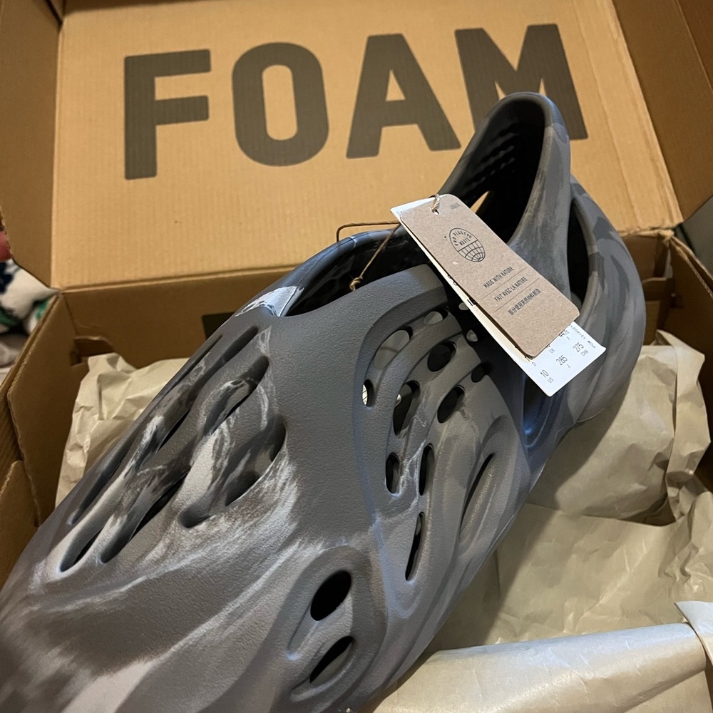 Gray Foam Runner Shoes